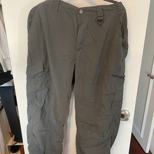 Columbia PFG pants